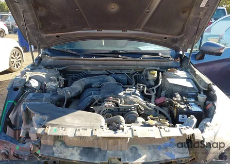 2016 Subaru Outback 3.6R Limited из США, поврежденный, VIN 4S4BSENC0G3288982